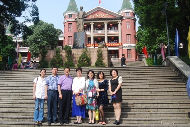 多位病理学专家莅临我院法医鉴定中心参观考察