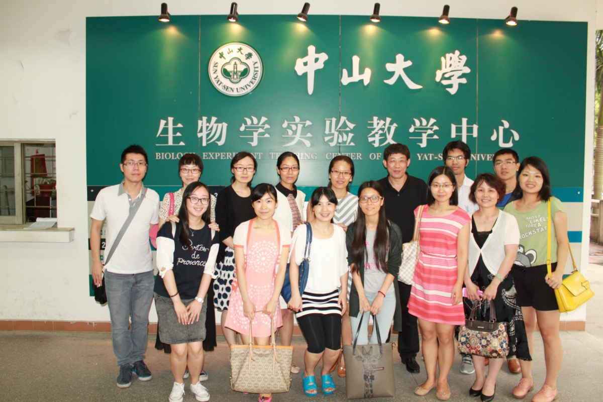 我院青年联谊会技术组赴生物学国家实验教学示范中心参观交流