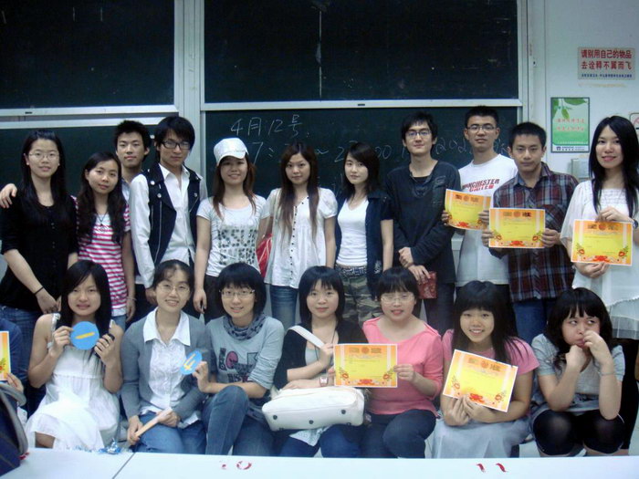 我院五年制三专业举行“唱响夏季”趣味歌唱比赛