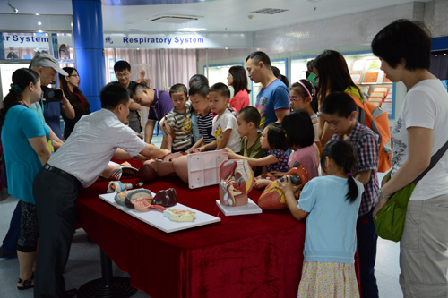 普及医学卫生知识，传播健康生活理念——医学标本馆参与“广州科技活动周”科普活动