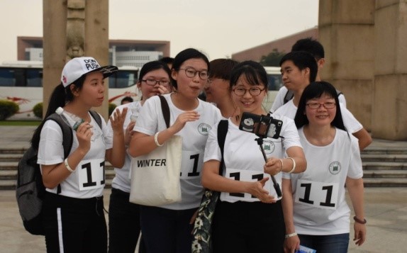 爱护地球•医路同行----william威廉中文举行师生徒步赛活动