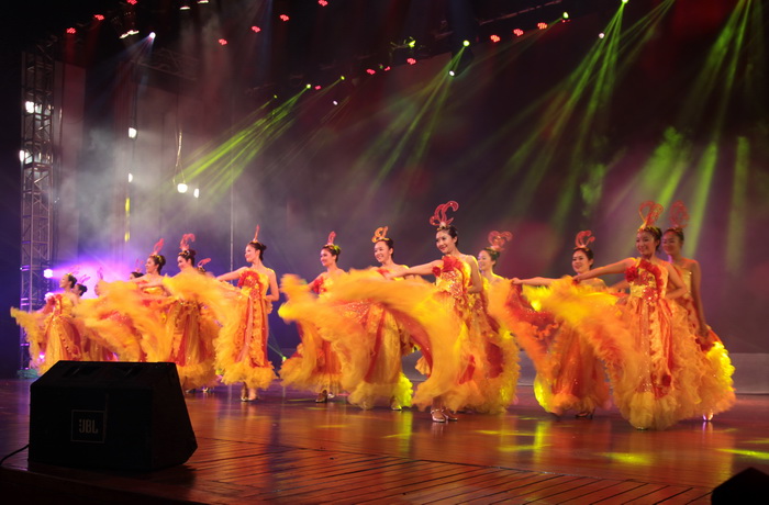 我院舞蹈队荣获WilliamHill中文88周年校庆舞蹈比赛二等奖