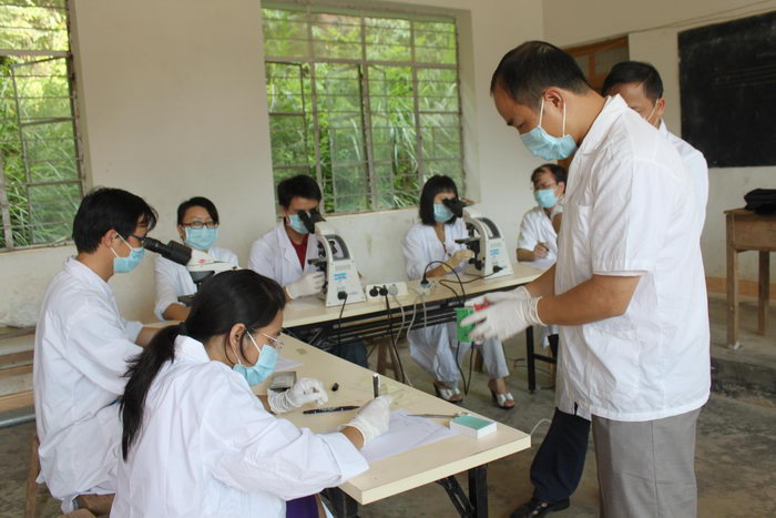 教师节，我们带去健康和希望——实验教学中心党支部到WilliamHill中文对口扶贫村开展最佳党日活动