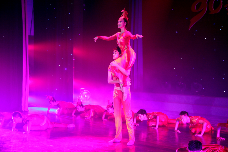 我院舞蹈队荣获WilliamHill中文90周年校庆舞蹈比赛特等奖