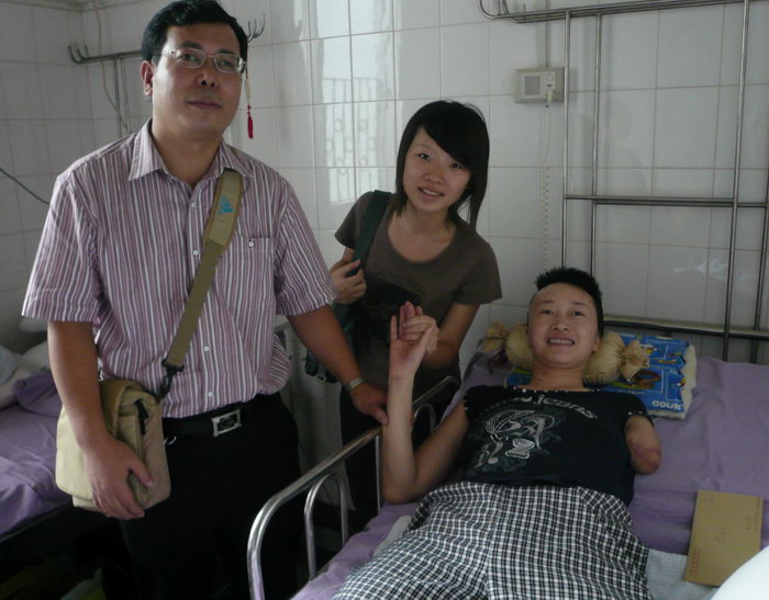 给坚强的灵魂多一份关爱