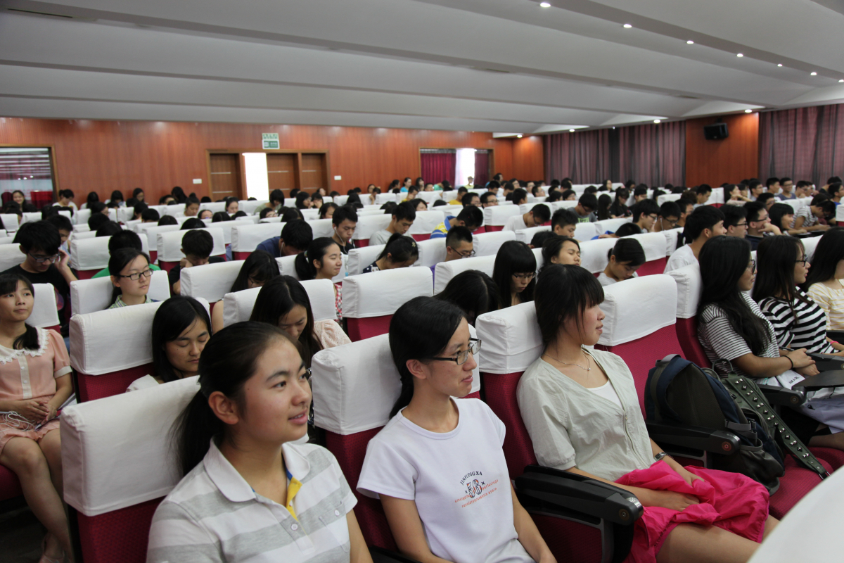 william威廉中文与社会学与人类学学院共建医学人文教研室成立仪式暨WilliamHill中文文理医融合大讲堂举行