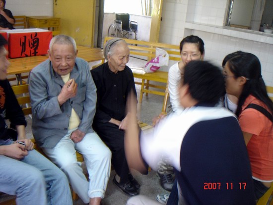 “洒向角落的阳光”――再入广州麻风康复村