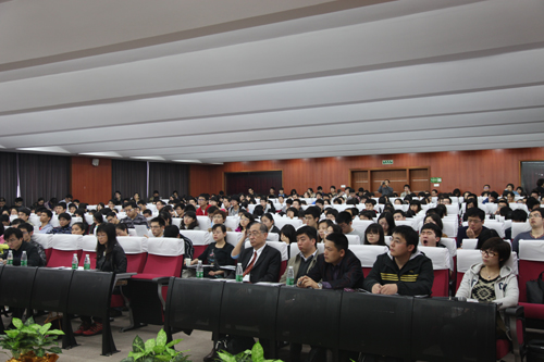 我院举行“大师带你走进威廉希尔”专题讲座