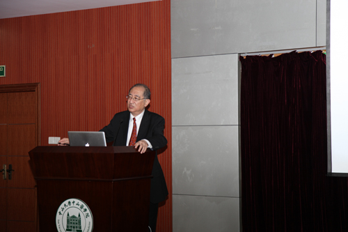 我院举行“大师带你走进威廉希尔”专题讲座