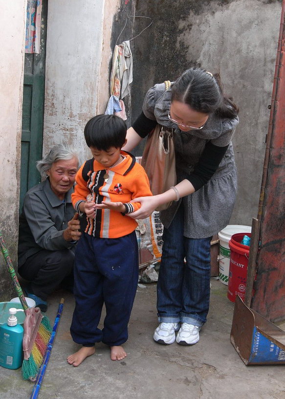 我院十个教工党支部赴湛江开展城乡基层党支部互帮互助活动